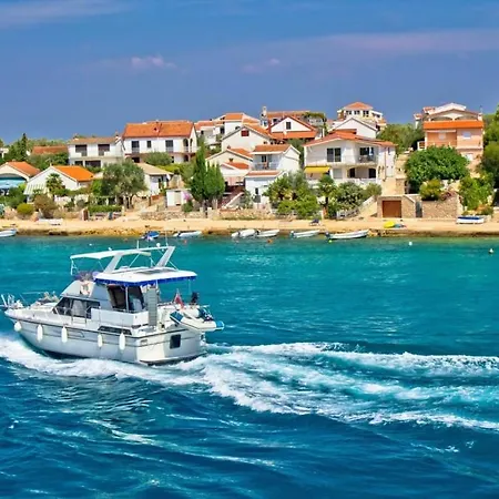 In With Sea View, Balcony, Air Conditioning, Wi-fi Appartamento *