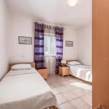 Appartamento In With Sea View, Balcony, Air Conditioning, Wi-fi Ždrelac