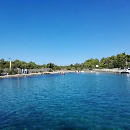 Appartamento In With Sea View, Balcony, Air Conditioning, Wi-fi Ždrelac