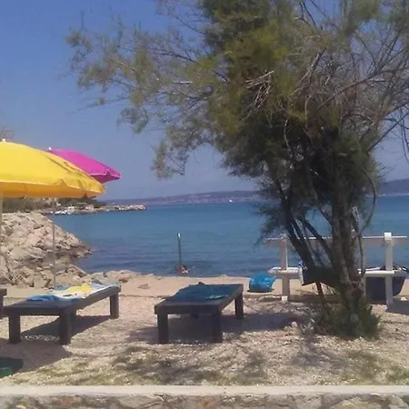 In With Sea View, Balcony, Air Conditioning, Wi-fi * Ždrelac